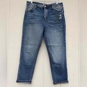 Women’s Mid-Blue Boyfriend Jeans with Subtle Distress